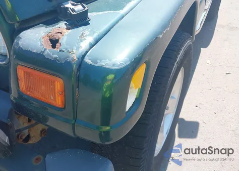 2000 Jeep Wrangler / Tj Sahara from USA, damaged, VIN 1J4FA59S0YP748057